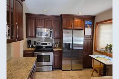 1550 Waters Edge Drive, Bayside, NY 11360 - Photo 2