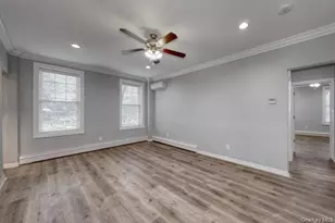 724 Howell Ave, Riverhead, NY 11901 - Photo 4