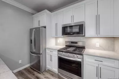 724 Howell Avenue #E, Riverhead, NY 11901 - Photo 2