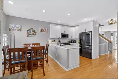 310 Bridgeview Drive, Poughkeepsie, NY 12601 - Photo 14
