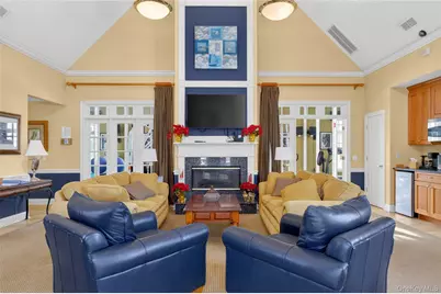 310 Bridgeview Drive, Poughkeepsie, NY 12601 - Photo 30