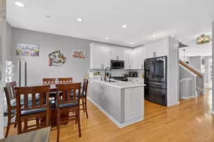 310 Bridgeview Dr, Poughkeepsie, NY 12601 - Photo 10