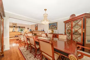 824 Lawrence Ct, West Hempstead, NY 11552 - Photo 4