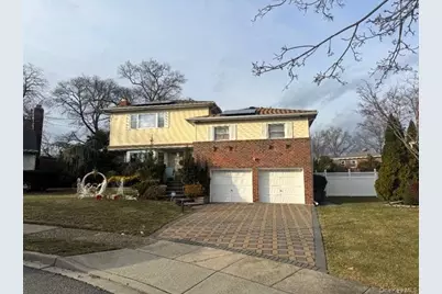 824 Lawrence Court, West Hempstead, NY 11552 - Photo 2