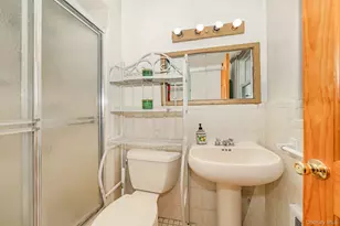 824 Lawrence Ct, West Hempstead, NY 11552 - Photo 14