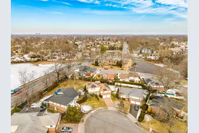 824 Lawrence Court, West Hempstead, NY 11552 - Photo 22