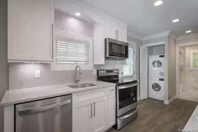 146 Montauk Highway #14, Westhampton, NY 11977 - Photo 2