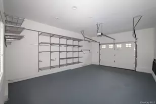 146 Montauk Hwy, Westhampton, NY 11977 - Photo 10