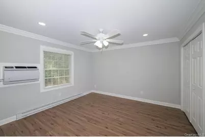 146 Montauk Highway #14, Westhampton, NY 11977 - Photo 6