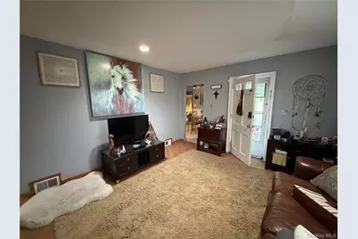 11 Bittermint, Islip, NY 11751 - Photo 2