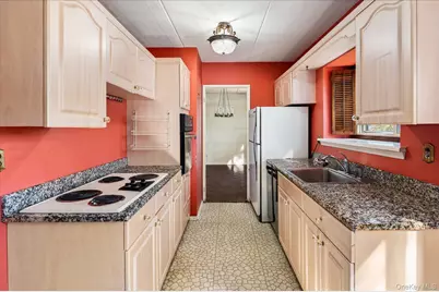 414 Benedict Avenue #3B, Tarrytown, NY 10591 - Photo 8