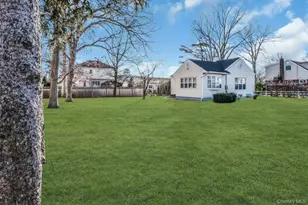 252 Toronto Ave, Massapequa, NY 11758 - Photo 2