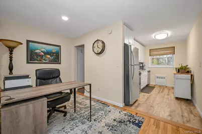 32 Pearsall Avenue #3F, Glen Cove, NY 11542 - Photo 6