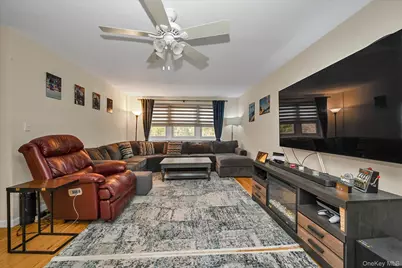32 Pearsall Avenue #3F, Glen Cove, NY 11542 - Photo 10