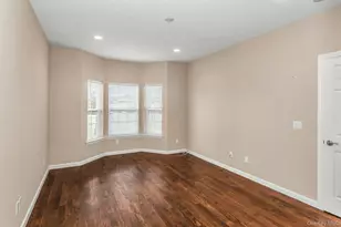 28 Spring Dr, Seaford, NY 11783 - Photo 14