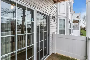 28 Spring Dr, Seaford, NY 11783 - Photo 22