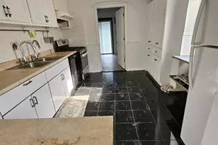 1318 Mayflower Ave, Bronx, NY 10461 - Photo 8