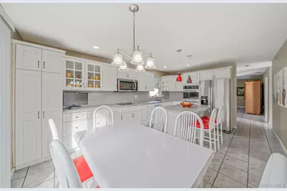 3 Mount Marcy Avenue, Farmingville, NY 11738 - Photo 8