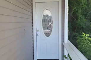 15 Quaker Hill Rd, Pleasant Valley, NY 12569 - Photo 2