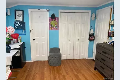 375 Barleau Street, Brentwood, NY 11717 - Photo 10