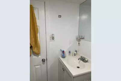 375 Barleau Street, Brentwood, NY 11717 - Photo 12