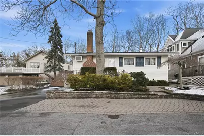 36 Oak Lane, Wading River, NY 11792 - Photo 2