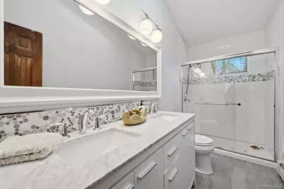 36 Oak Lane, Wading River, NY 11792 - Photo 18