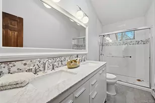 36 Oak Ln, Wading River, NY 11792 - Photo 18