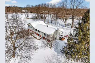 32 Louise Lane, Hopewell Junction, NY 12533 - Photo 2