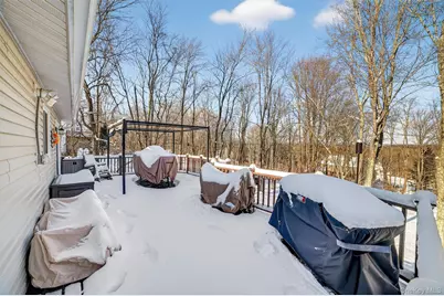 13 Watergate Drive, Amawalk, NY 10501 - Photo 12