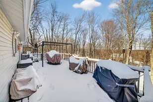 13 Watergate Dr, Amawalk, NY 10501 - Photo 12