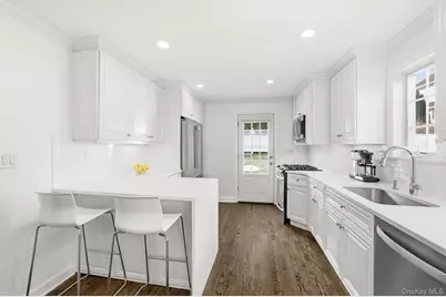 107 Munson Street, Port Chester, NY 10573 - Photo 10