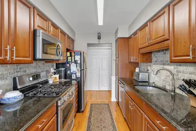 7 E Lawrence Park Drive #8, Piermont, NY 10968 - Photo 8