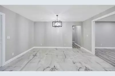 27 Ash Street, Central Islip, NY 11722 - Photo 10