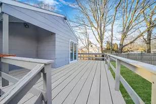 139 Madison St, Mastic, NY 11950 - Photo 28