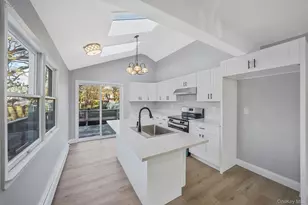 139 Madison St, Mastic, NY 11950 - Photo 4