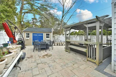 116 Nottingham Road, Manhasset Hills, NY 11040 - Photo 26