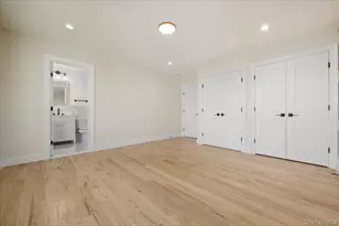 27 Poppy Ln, Levittown, NY 11756 - Photo 36