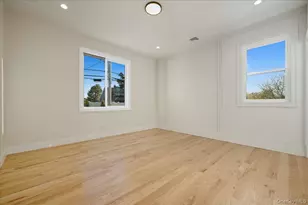 27 Poppy Ln, Levittown, NY 11756 - Photo 24