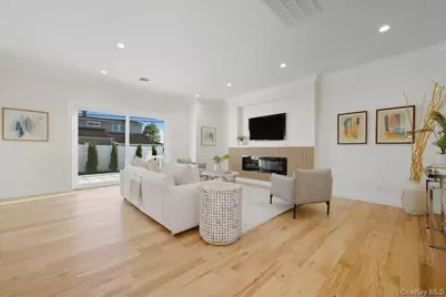 27 Poppy Lane, Levittown, NY 11756 - Photo 20