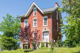33 Cliff St, Beacon, NY 12508 - Photo 2