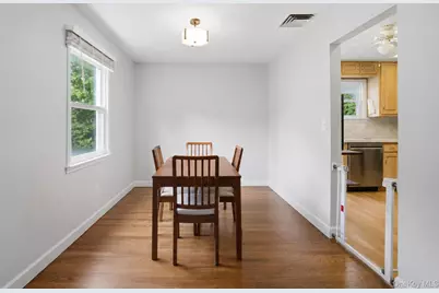31 Top O Hill Road, Wappingers Falls, NY 12590 - Photo 10