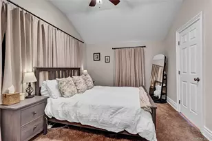 219 Hyman Ave, West Islip, NY 11795 - Photo 20