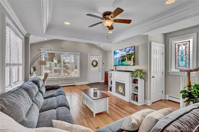 219 Hyman Avenue, West Islip, NY 11795 - Photo 6