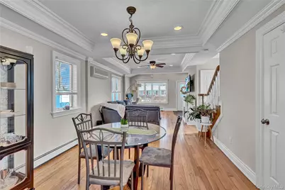 219 Hyman Avenue, West Islip, NY 11795 - Photo 8