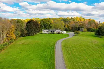 394 Smith Road, Hyde Park, NY 12538 - Photo 2