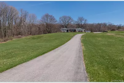 394 Smith Road, Hyde Park, NY 12538 - Photo 4