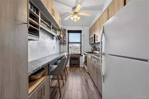 142-21 26th St, Flushing, NY 11354 - Photo 8