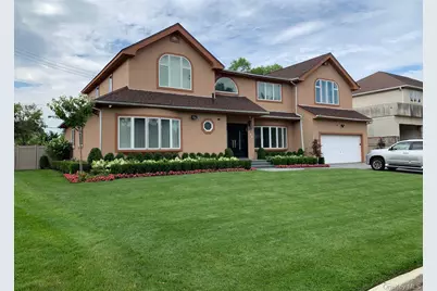 150 Lakeside Drive S, Lawrence, NY 11559 - Photo 1