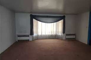 840 Sharon Ln, Westbury, NY 11590 - Photo 6